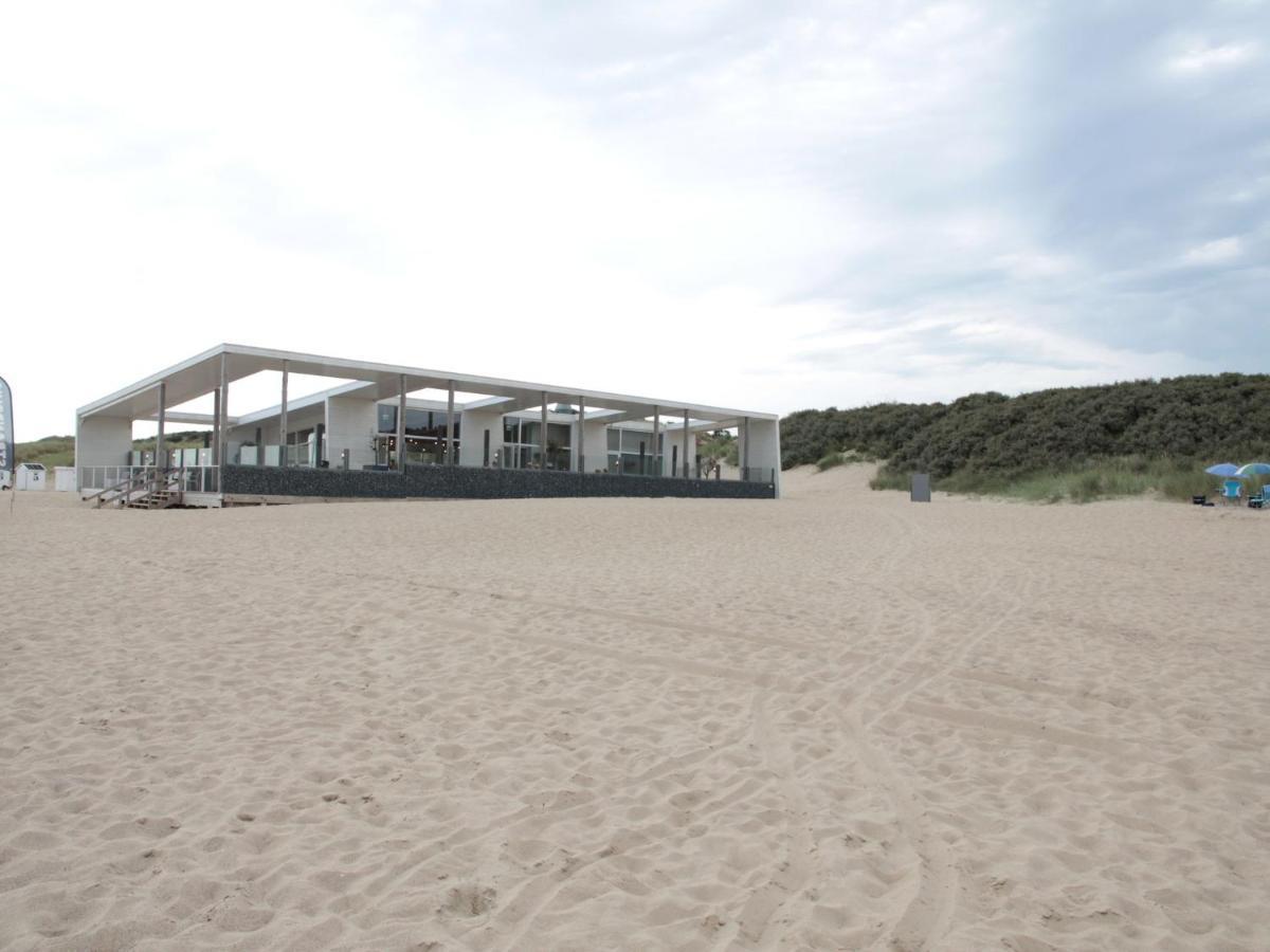 Beautiful And Spacious Villa With A Panoramic View Near The Beach Of Cadzand Exterior photo